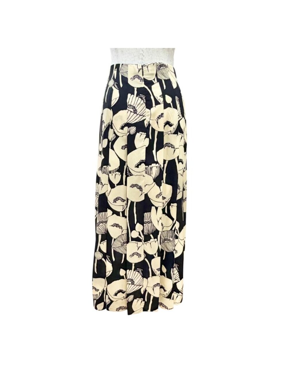Gucci Silk 100% Poppy Flower All Over Print Long Pleated Skirt Beige Black 38